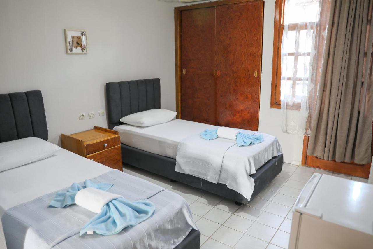 Imaj Hotel *